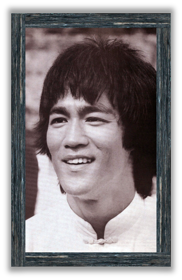 Bruce Lee JKD Smile